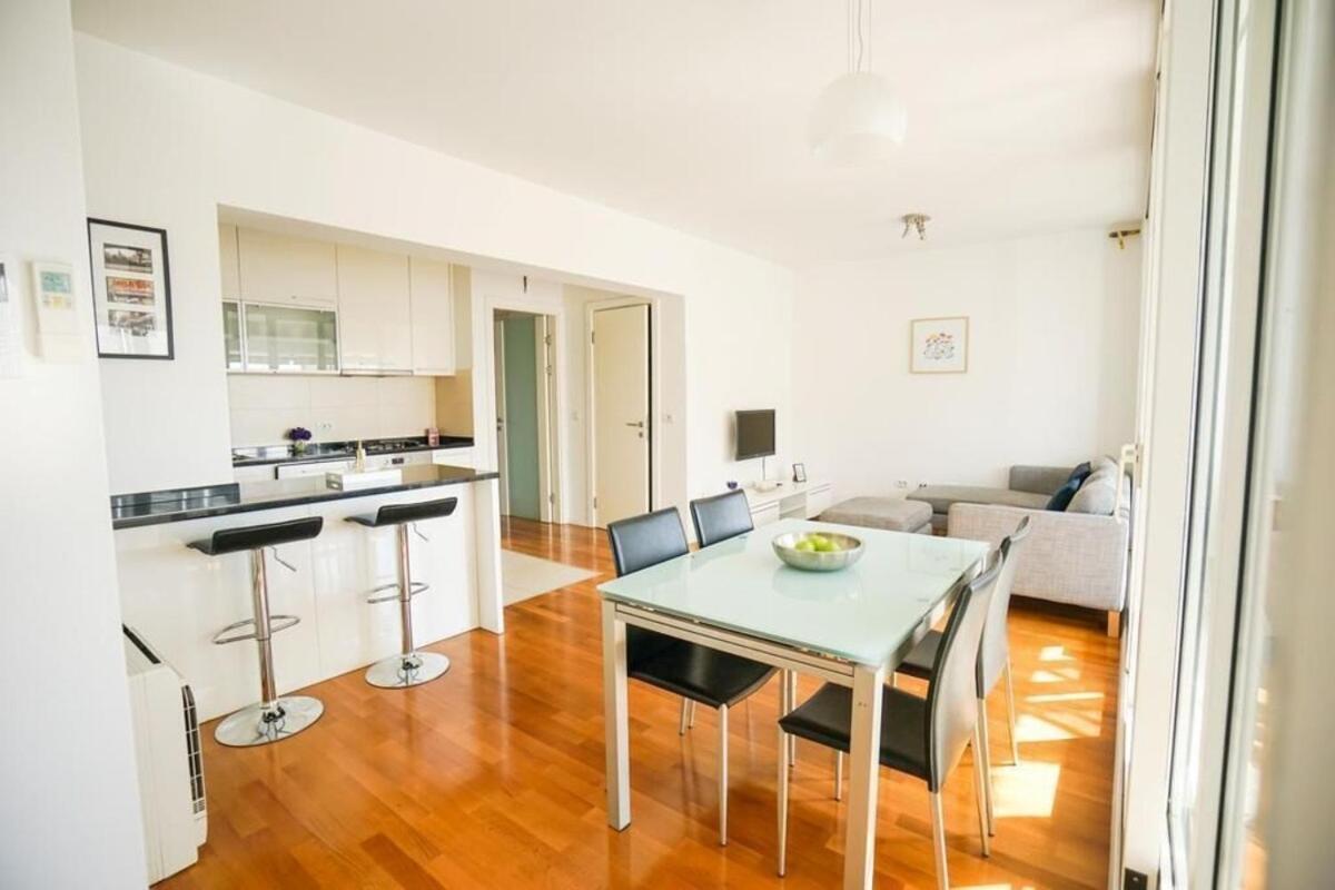 Apartment Zara White 外观 照片